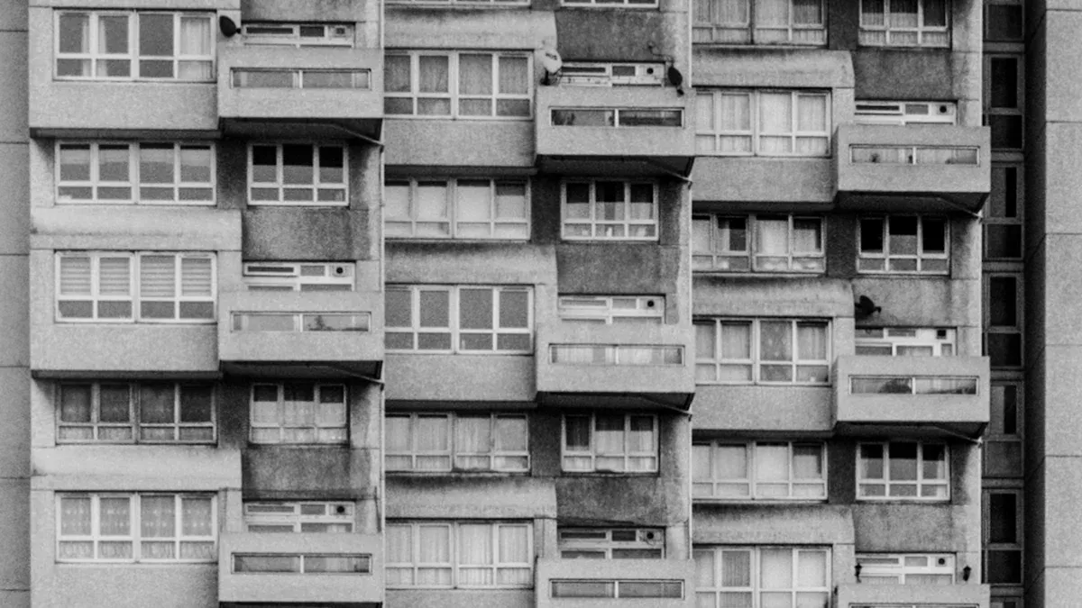 How Internal Concrete Vibrators Eliminate Air Bubbles for Stronger Concrete